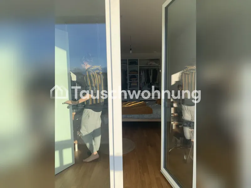 Tauschwohnung: Weiträumige Wohnung in Lichtenberg zum Tausch — photo 1